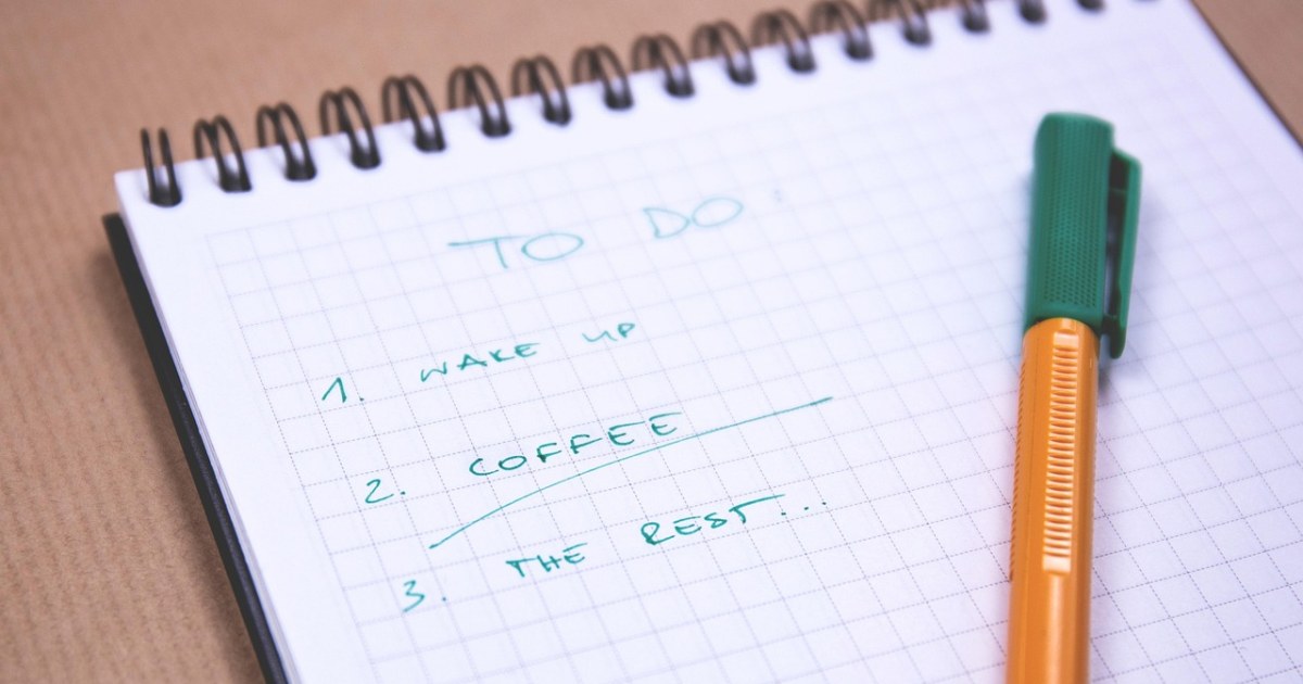 Checklist, notebook, and laptop for a repeatable operations guide.